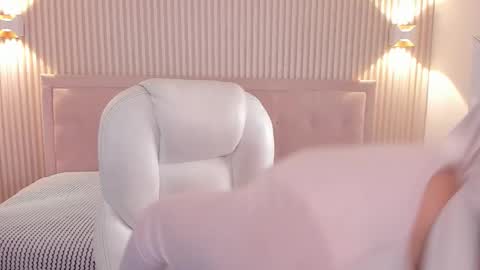 Maria online show from December 2025 07:10:01 PM