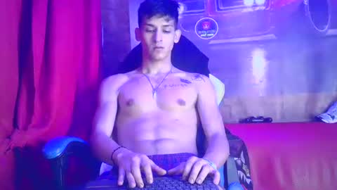 itgram pezlo josue online show from December 2024 05:38:02 AM