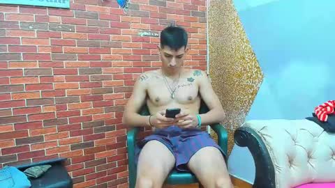 itgram pezlo josue online show from February 2025 12:16:02 PM