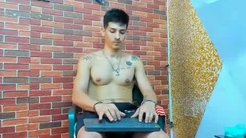 itgram pezlo josue online show from February 2025 05:28:01 PM