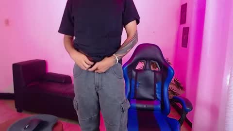 Max online show from April 2026 01:49:01 PM