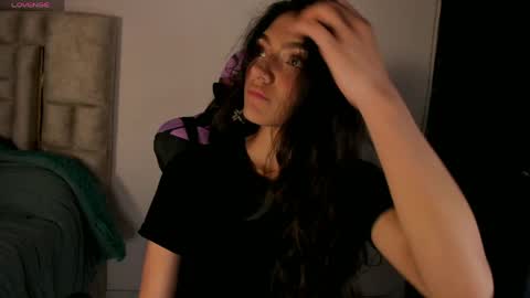 Snapshot of mabel_candy chatting on April 2026 01:56:02 AM Mabel Candy online show from April 2026 01:56:02 AM