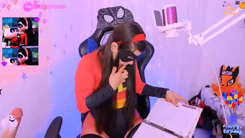 MacarenaIndependent model  online show from October 2025 01:01:02 PM