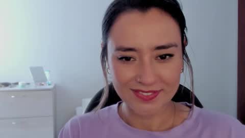 Maca online show from September 2025 12:42:01 PM