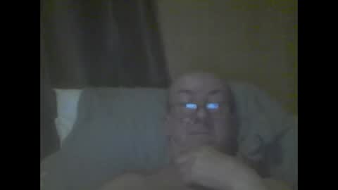 Snapshot of macbewdekan25 chatting on December 2024 01:11:02 PM macbewdekan25 online show from December 2024 01:11:02 PM