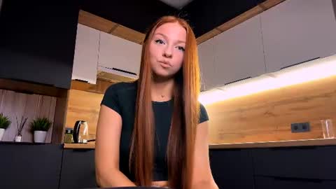 Snapshot of machelleunderdahl chatting on July 2026 10:36:02 PM Nicole online show from July 2026 10:36:02 PM