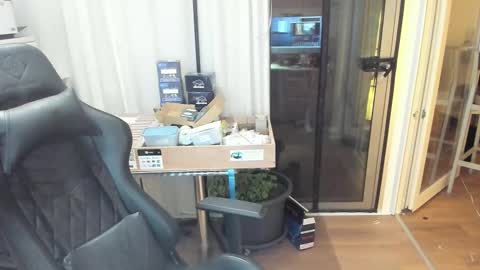 Andy online show from February 2026 07:30:02 PM