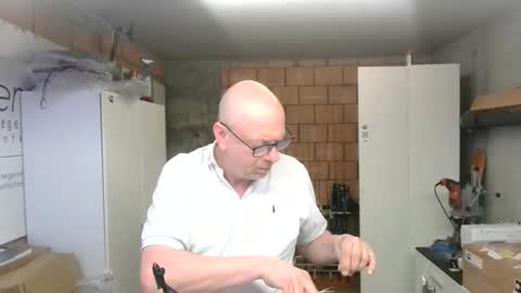 Andy online show from April 2026 03:07:01 PM