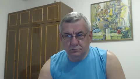 Macho online show from November 2025 10:42:02 PM