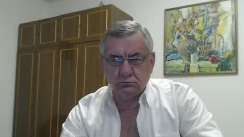 Macho online show from December 2025 11:00:02 PM