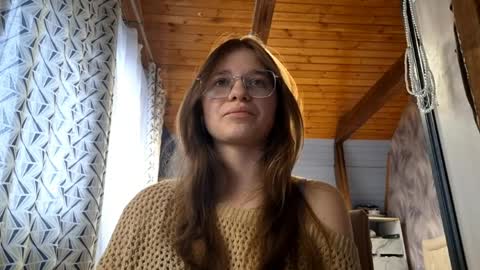 Cynthia online show from April 2026 12:03:02 PM