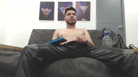 instagram mackdanielsx online show from February 2026 08:36:01 PM