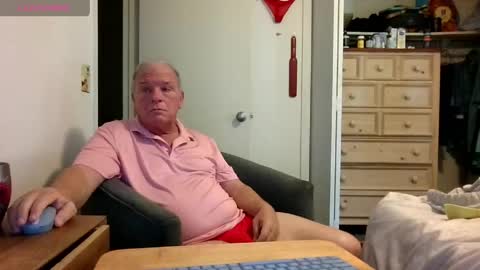 Snapshot of mackdocc001 chatting on May 2026 03:52:01 PM mackdocc001 online show from May 2026 03:52:01 PM