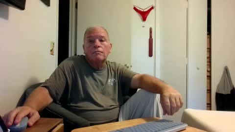 Snapshot of mackdocc001 chatting on June 2026 11:55:02 AM mackdocc001 online show from June 2026 11:55:02 AM