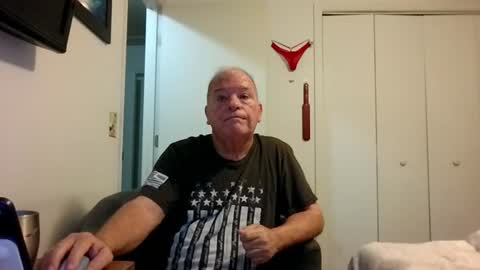 Snapshot of mackdocc001 chatting on July 2026 10:43:01 AM mackdocc001 online show from July 2026 10:43:01 AM