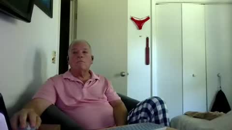 Snapshot of mackdocc001 chatting on July 2026 02:43:01 PM mackdocc001 online show from July 2026 02:43:01 PM