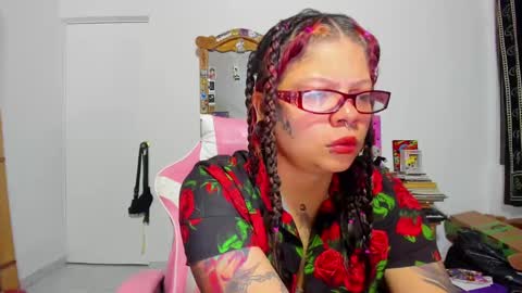 Snapshot of madam_sativa chatting on March 2025 02:57:02 AM di online show from March 2025 02:57:02 AM