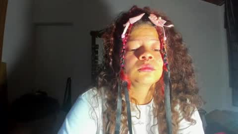 Snapshot of madam_sativa chatting on March 2025 12:22:02 AM di online show from March 2025 12:22:02 AM