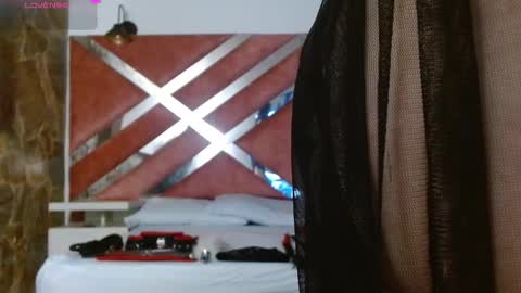 madame ibby online show from October 2025 01:11:01 PM