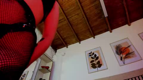 madame ibby online show from April 2026 01:24:02 PM