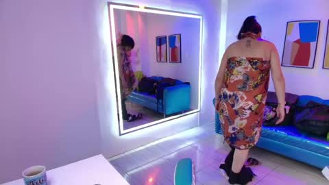 Snapshot of madame_scarllet chatting on May 2026 11:37:01 AM Madame Scarllet online show from May 2026 11:37:01 AM