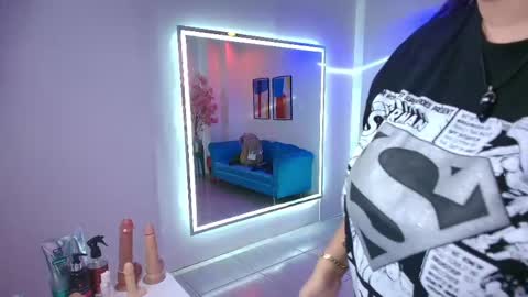 Snapshot of madame_scarllet chatting on May 2026 11:39:01 AM Madame Scarllet online show from May 2026 11:39:01 AM