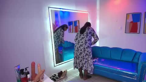 Snapshot of madame_scarllet chatting on June 2026 11:34:01 AM Madame Scarllet online show from June 2026 11:34:01 AM