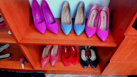 Snapshot of madameheels_ chatting on January 2025 07:51:01 PM Madame Carla online show from January 2025 07:51:01 PM