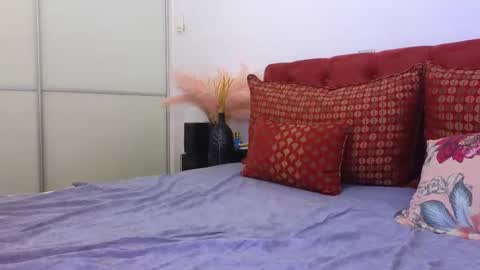 Maddalena online show from January 2025 09:00:01 PM