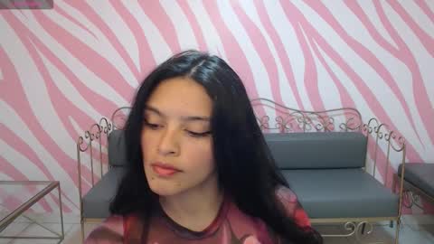 Snapshot of maddie__cute chatting on October 2025 08:09:02 PM Maddie Cute online show from October 2025 08:09:02 PM