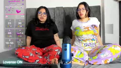 Snapshot of maddie_and_chelsea_ chatting on June 2026 02:18:02 PM Maddie and Chelsea online show from June 2026 02:18:02 PM