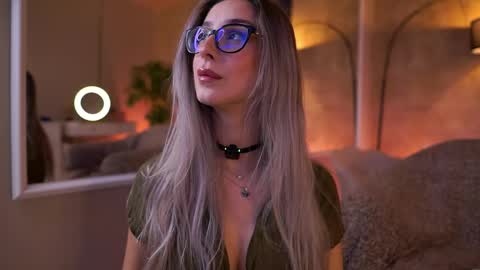 Maddie online show from April 2026 07:36:01 PM