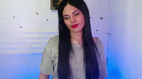 Snapshot of maddiejackson chatting on December 2024 02:22:01 PM Im ZY DONT FORGET TO FOLLOW ME - online show from December 2024 02:22:01 PM