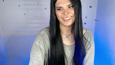 Snapshot of maddiejackson chatting on December 2024 03:20:02 PM Im ZY DONT FORGET TO FOLLOW ME - online show from December 2024 03:20:02 PM
