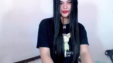 Snapshot of maddiejackson chatting on January 2025 10:08:02 PM Im ZY DONT FORGET TO FOLLOW ME - online show from January 2025 10:08:02 PM
