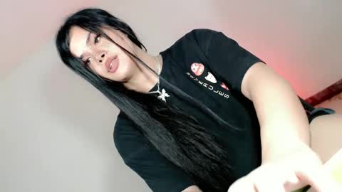 Snapshot of maddiejackson chatting on February 2025 06:39:01 PM Im ZY DONT FORGET TO FOLLOW ME - online show from February 2025 06:39:01 PM