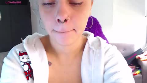 maddiie and clyde online show from March 2026 02:55:01 PM