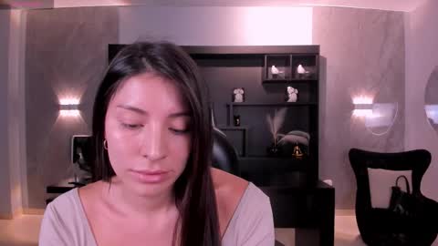 Maddison online show from March 2026 08:26:02 PM