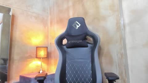 Snapshot of maddox_santana chatting on November 2025 11:40:01 PM Maddox Santana online show from November 2025 11:40:01 PM