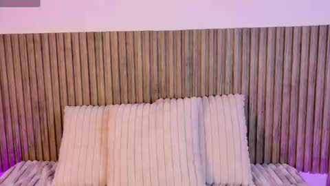 Maddy online show from November 2025 07:57:02 PM