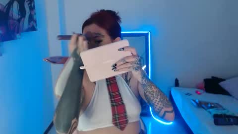 Snapshot of maddy_vicius19 chatting on November 2025 09:36:01 PM maddy_vicius19 online show from November 2025 09:36:01 PM