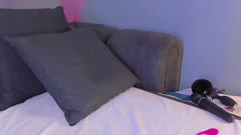 Maddy  online show from January 2025 03:11:01 AM