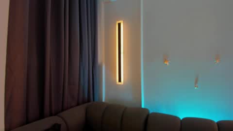 Maddy  online show from September 2025 07:37:02 PM