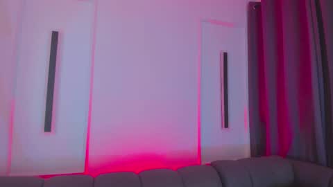 Maddy  online show from September 2025 08:22:02 PM