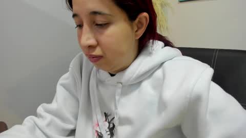 Madelaine  online show from April 2026 10:32:01 AM