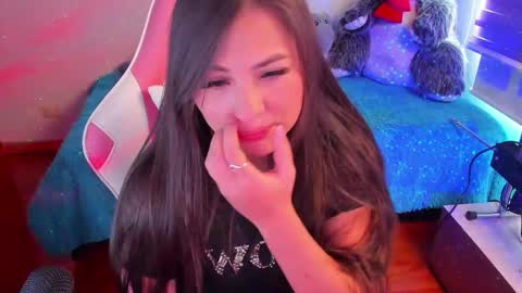 Emily     Only Fans  online show from March 2025 08:32:01 PM