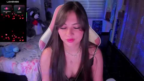 Emily     Only Fans  online show from November 2025 10:32:02 PM