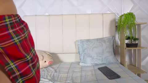 Snapshot of madelyn_exclusive chatting on June 2026 08:45:01 PM Madelyn online show from June 2026 08:45:01 PM