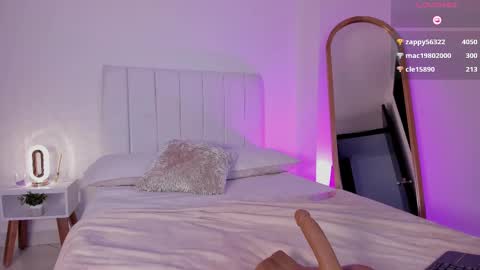 Valentina   1030   530  -  online show from March 2025 08:43:01 AM