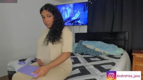 Snapshot of madisonbrunette_lxs chatting on May 2026 02:53:01 AM madison online show from May 2026 02:53:01 AM